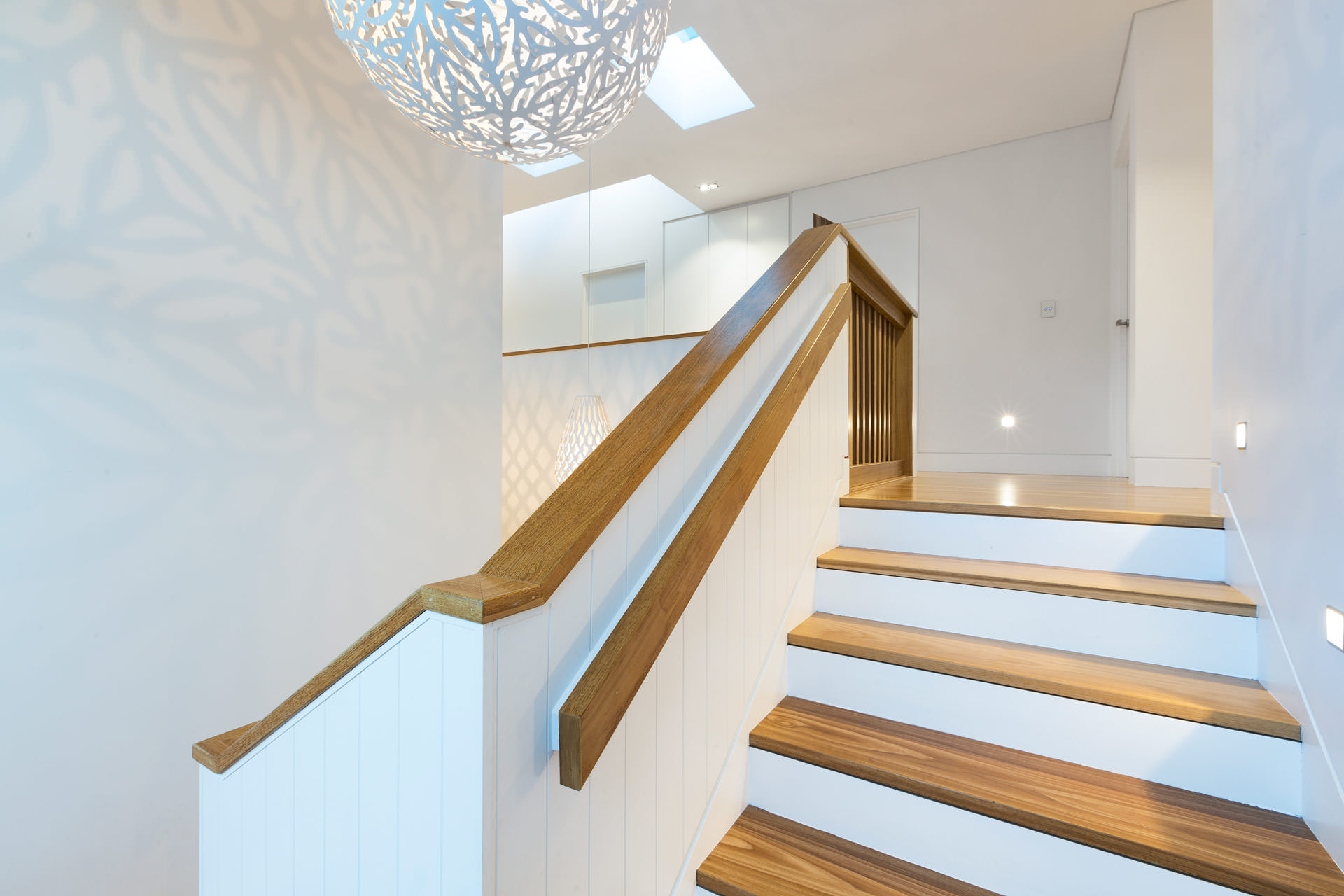 20 Stewart Ave Curl Curl Stairwell